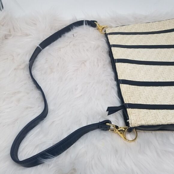 Erik for Holiner Genuine Leather Shoulder Bag - Picture 9 of 10